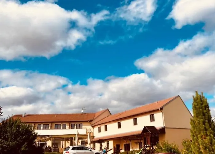 Ξενοδοχείο Apartmany, Penzion, Wellness U Zlate Rybky 3*